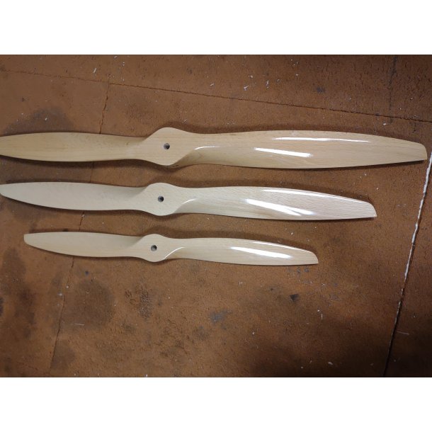 PILOT Propeller 24*8 